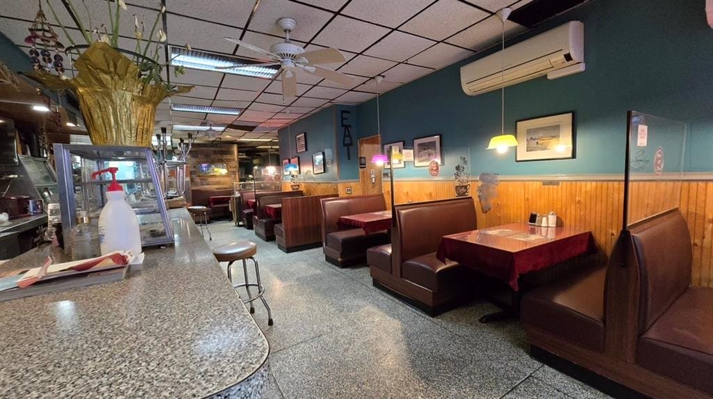 637 Bay Street Image 5