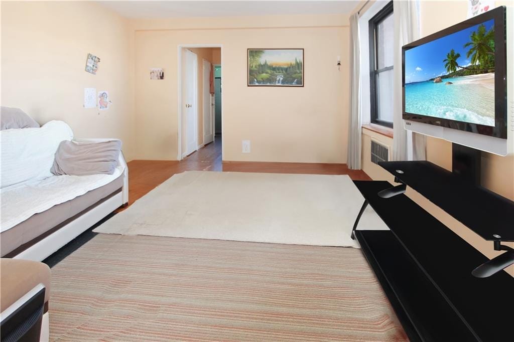 2807 Kings Highway 3D Image 4