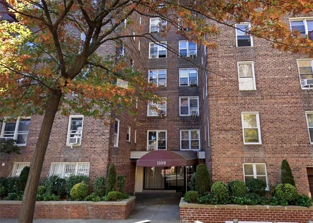 1350 East 5th Street 1H Image 1