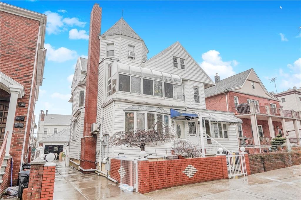 46 Bay 17th Street Image 1