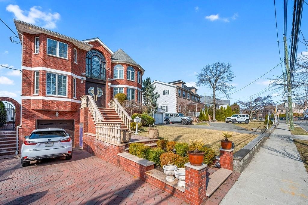 5125 Amboy Road Image 3