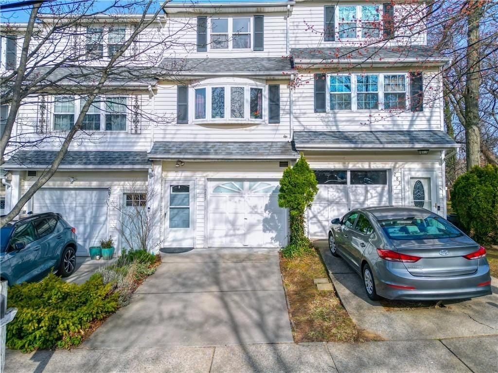 285 Bartlett Avenue Image 1