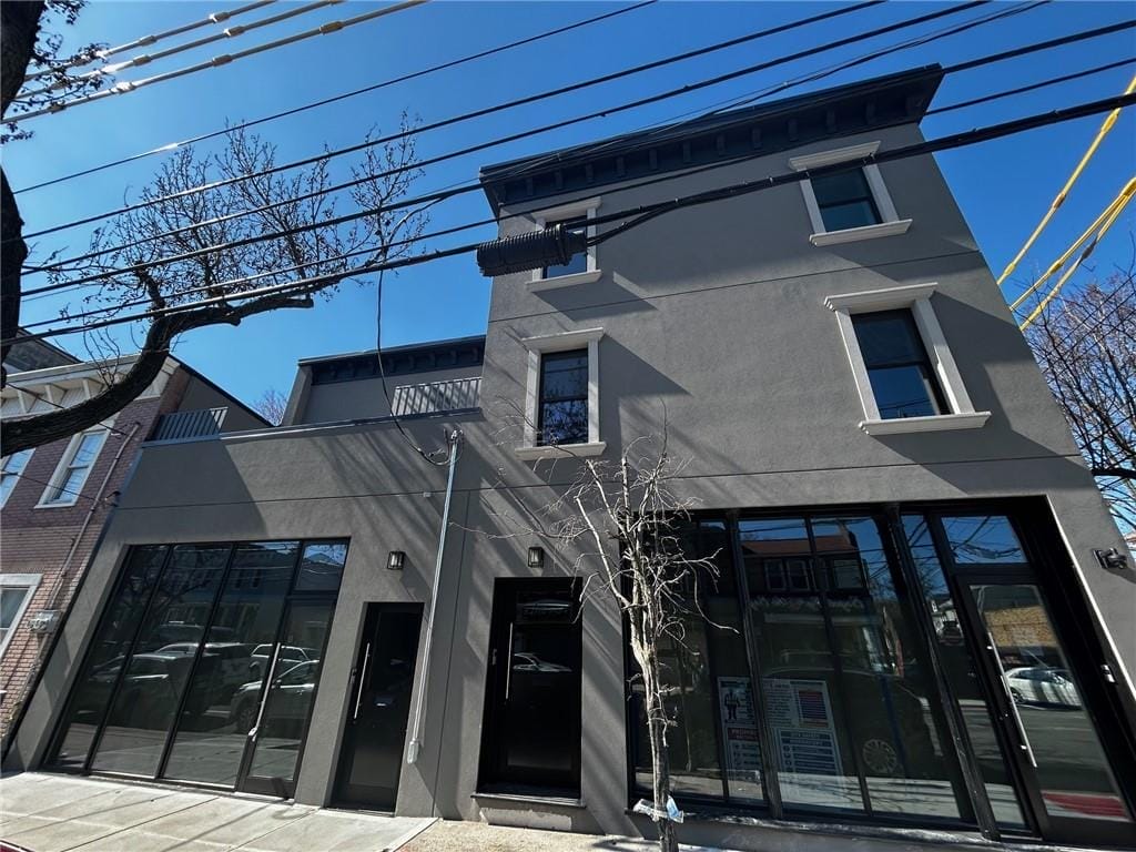 1232 Bay Street Image 1