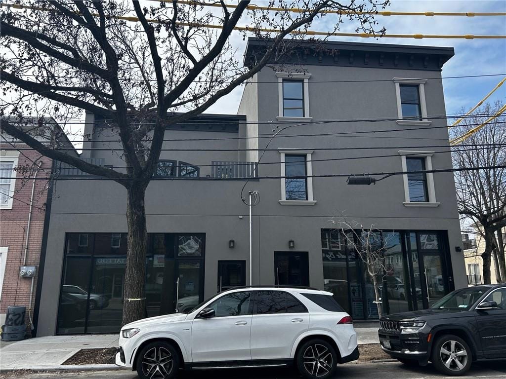 1232 Bay Street Image 2