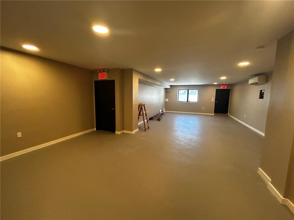 1232 Bay Street, New York, New York, 10305 image 16