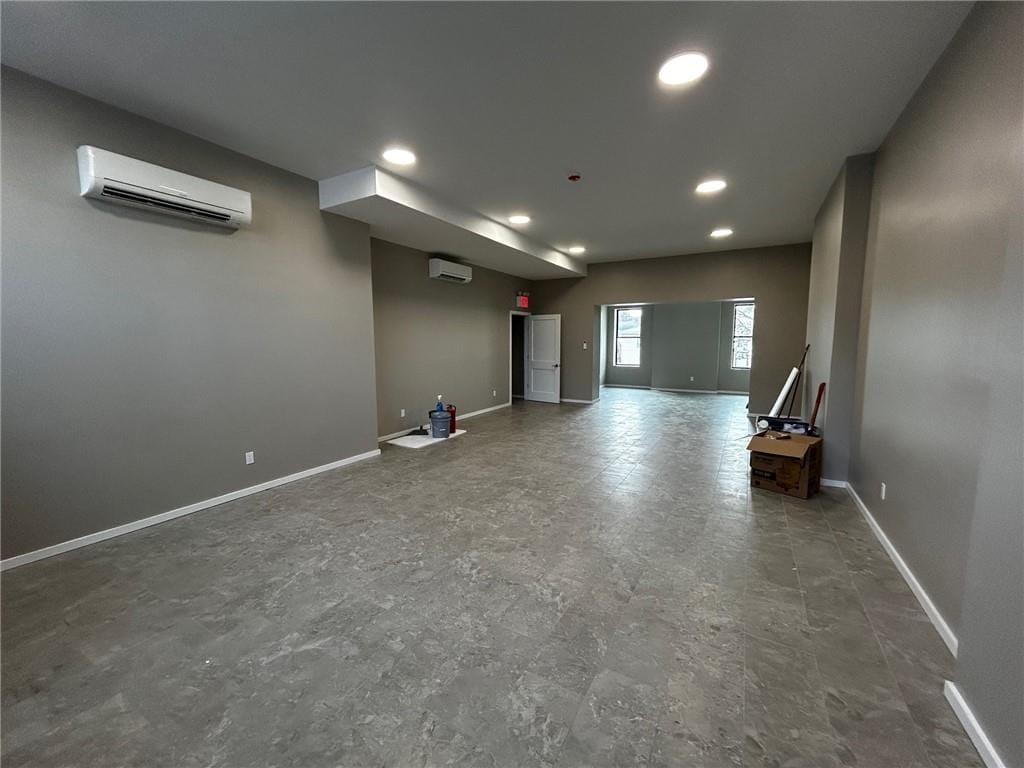 1232 Bay Street, New York, New York, 10305 image 18