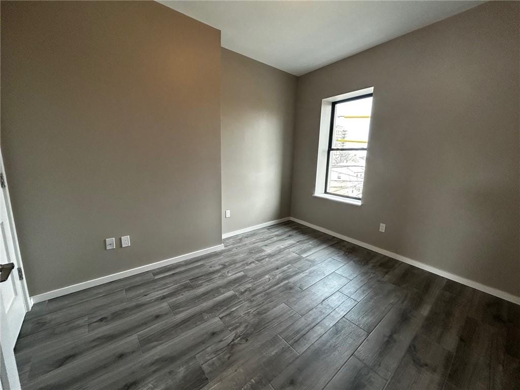 1232 Bay Street, New York, New York, 10305 image 35