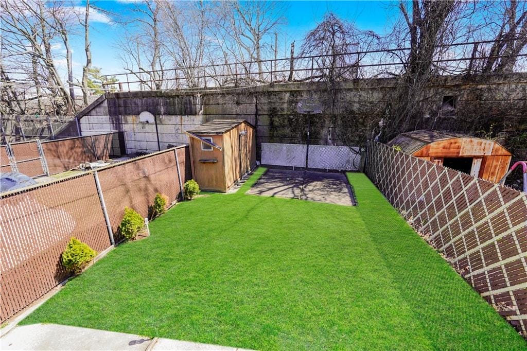 688 North Railroad Avenue, Staten  Island, New York, 10304 image 14