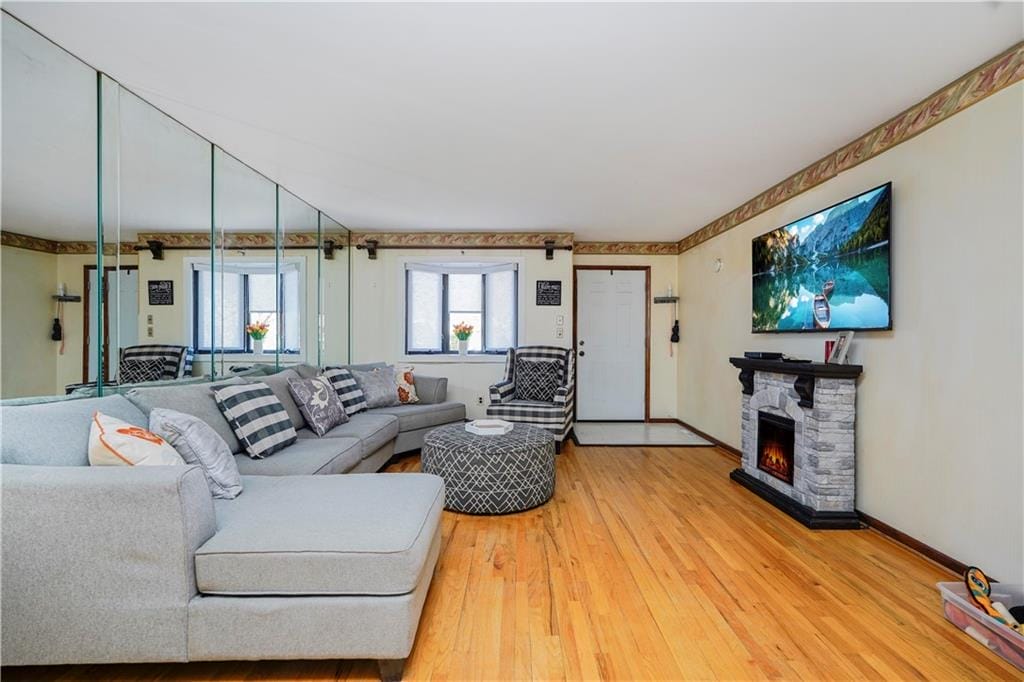 688 North Railroad Avenue, Staten  Island, New York, 10304 image 6