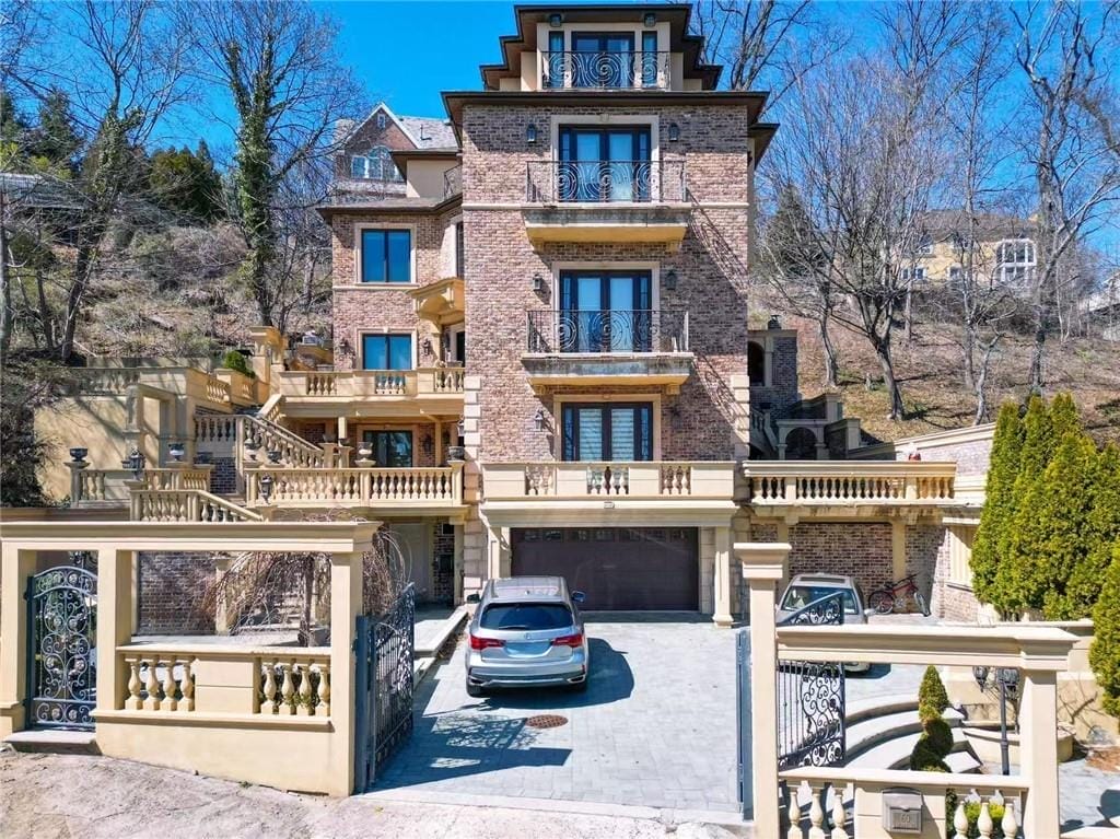 60 Lyman Place Image 2