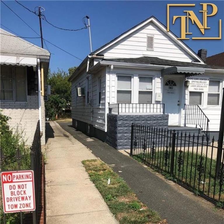 1983 Rockaway Parkway Image 2