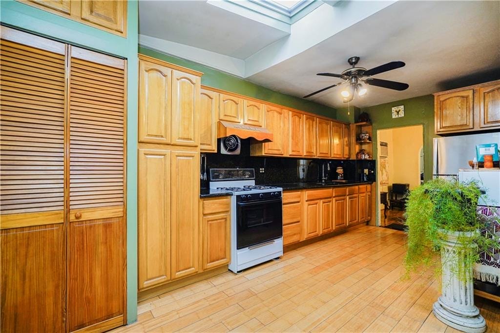 124 Hett Street, Staten  Island, New York, 10306 image 14