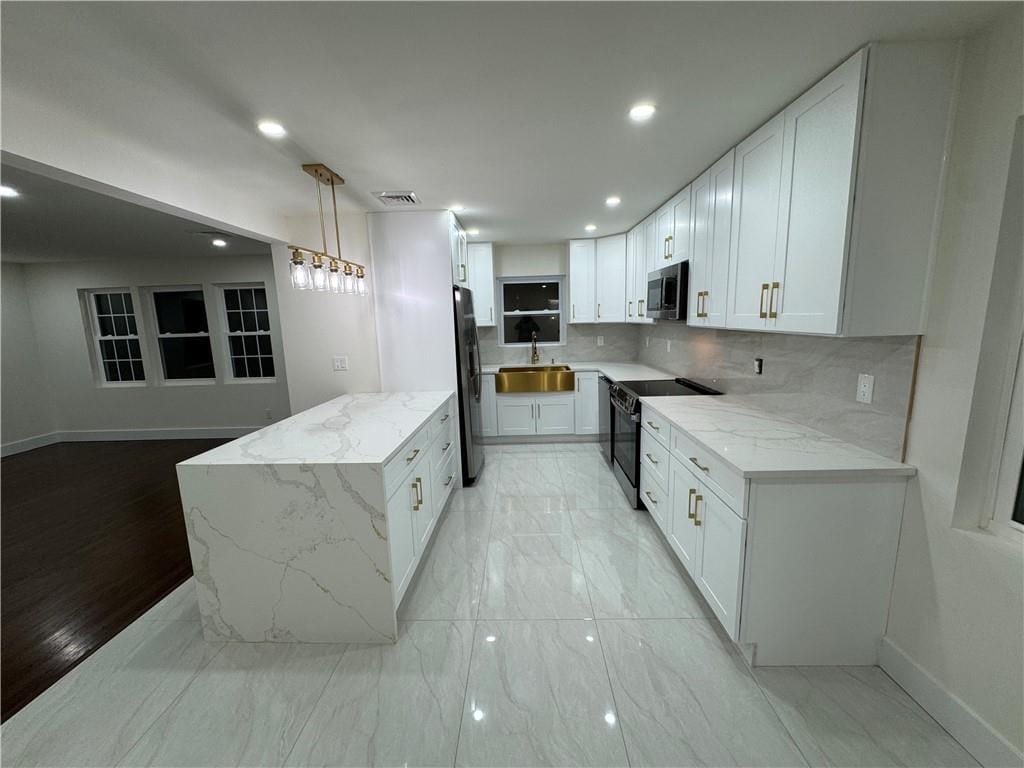 77 City Boulevard, Staten  Island, New York, 10301 image 14