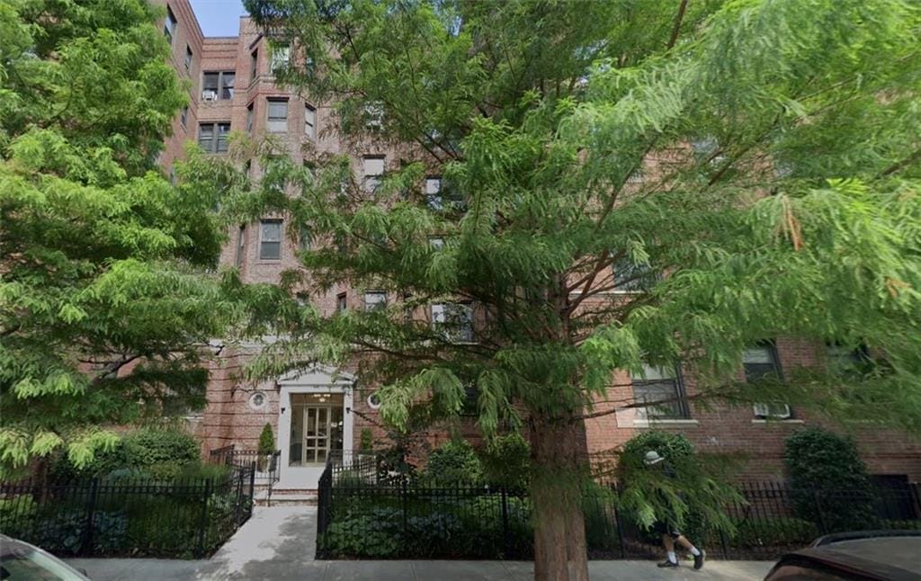 645 East 26th Street 6J, Brooklyn, New York, 11210
