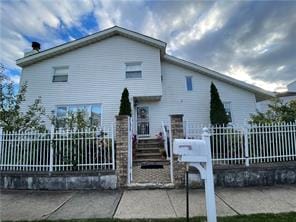 70 Manchester Drive Image 2