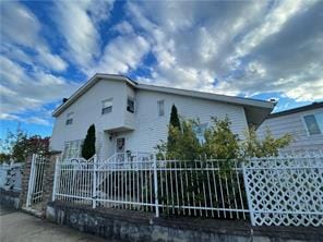 70 Manchester Drive, Staten  Island, New York, 10312 image 7