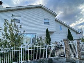 70 Manchester Drive, Staten  Island, New York, 10312 image 8