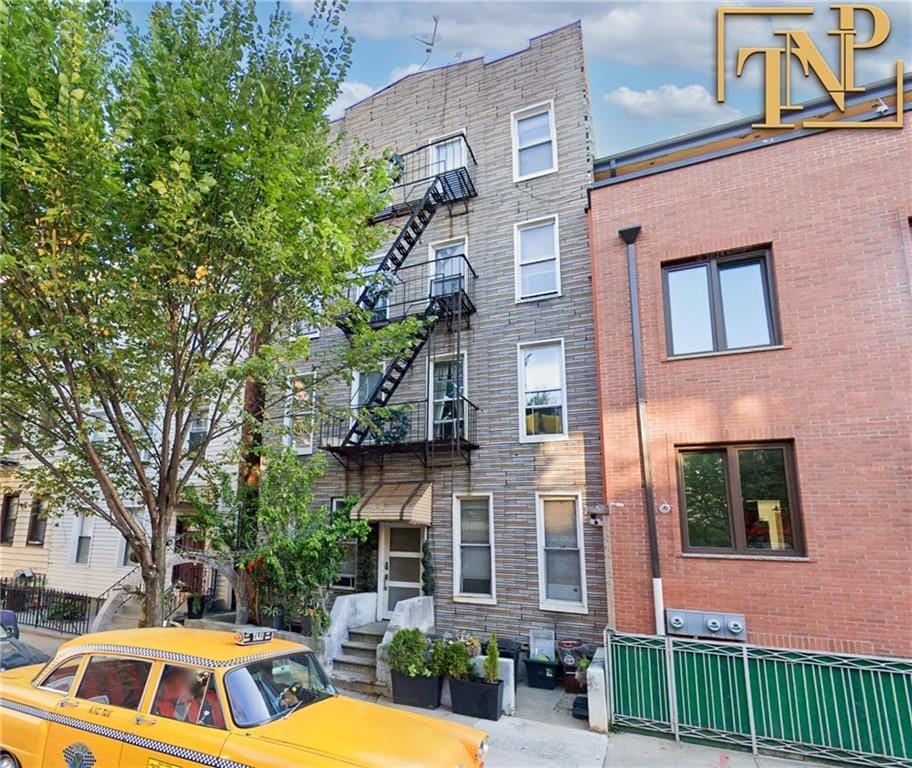 728 Leonard Street, Brooklyn, New York, 11222