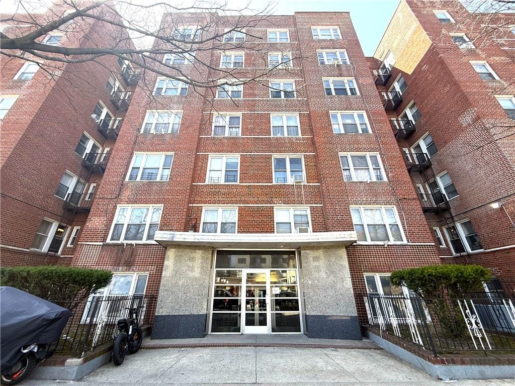 50 Kenilworth Place 5M, Brooklyn, New York, 11210 image 15