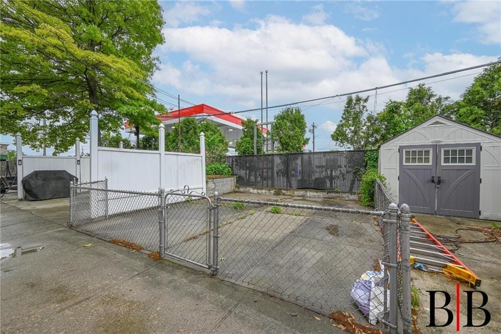 2076 East 63rd Street, Brooklyn, New York, 11234 image 24