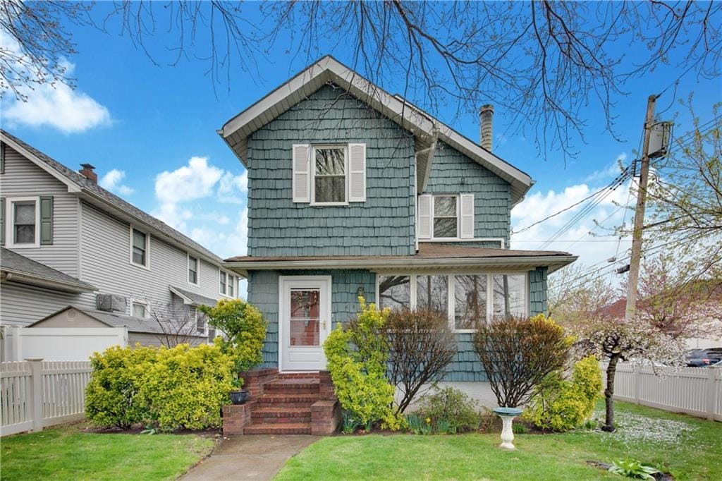 447 Greeley Avenue Image 1