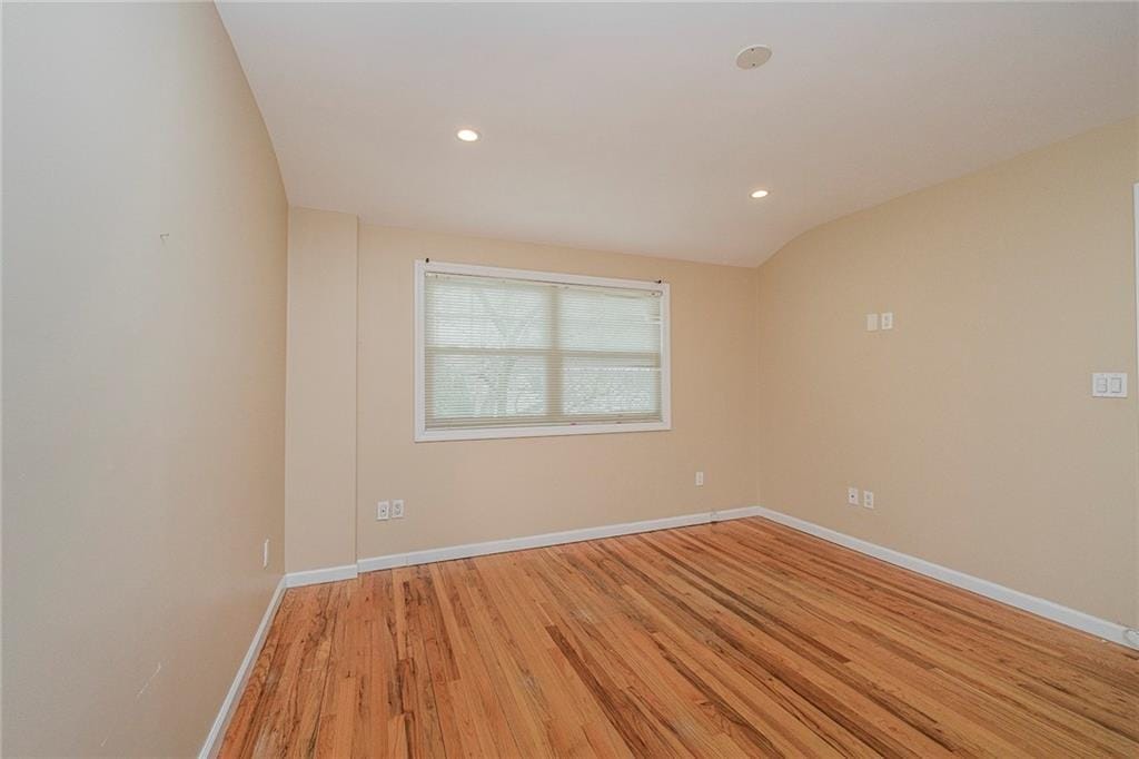 118 Vincent Avenue, Staten  Island, New York, 10306 image 18