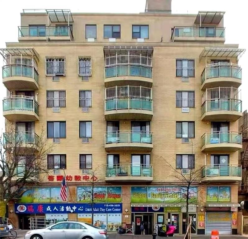 5805 7th Avenue 4B Image 1