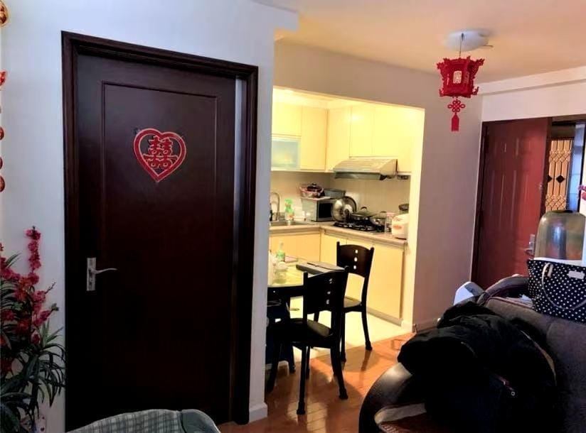 5805 7th Avenue 4B Image 2