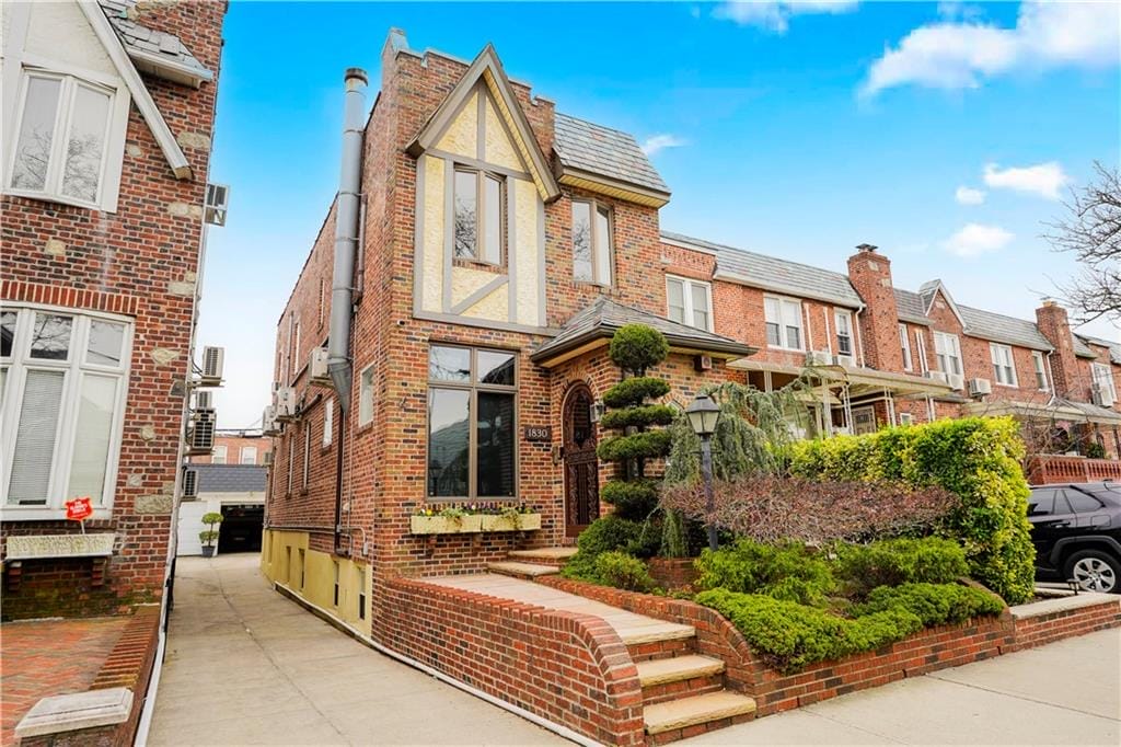 1830 East 33rd Street Image 3