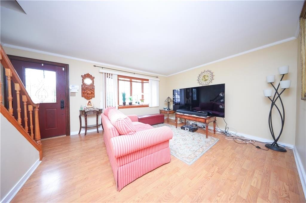 192 Gansevoort Boulevard, Staten  Island, New York, 10314 image 6