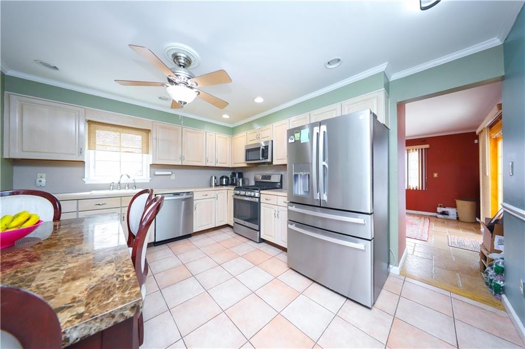 192 Gansevoort Boulevard, Staten  Island, New York, 10314 image 9