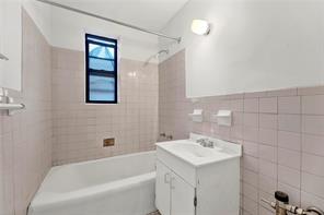 202 Seeley Street 2F, Brooklyn, New York, 11218 image 19