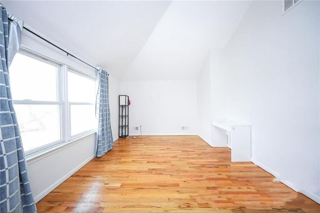 51 Crestwater Court, Staten  Island, New York, 10305 image 8