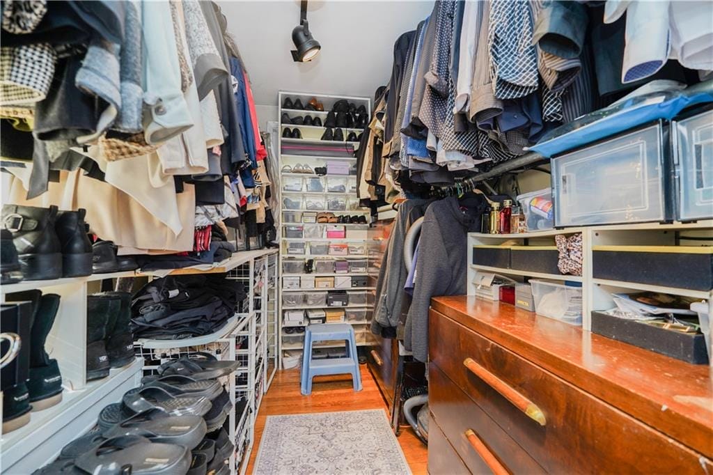 63 Forest Avenue, Staten  Island, New York, 10301 image 29