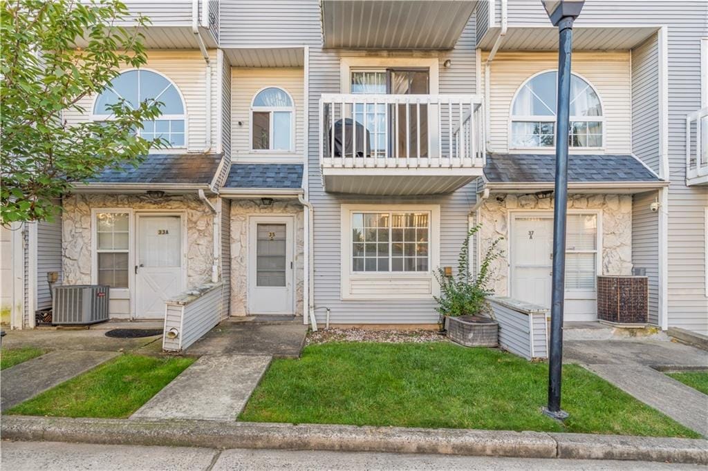 35 North Country Drive, Staten  Island, New York, 10314 image 14