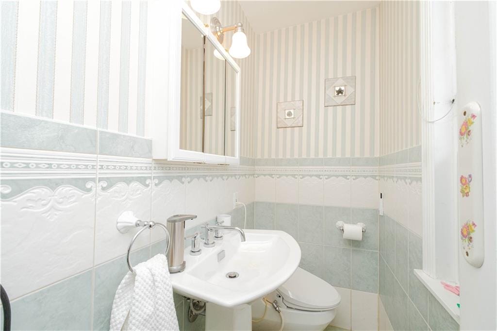 28 Devon Place, Staten  Island, New York, 10301 image 37