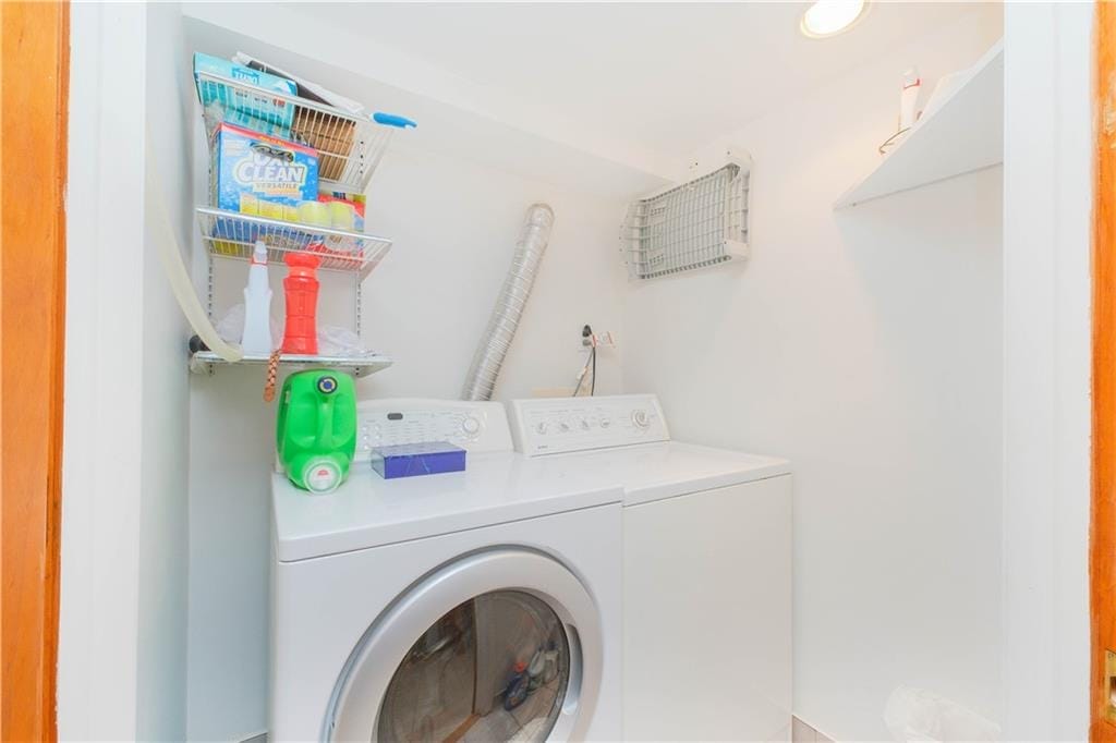 28 Devon Place, Staten  Island, New York, 10301 image 40