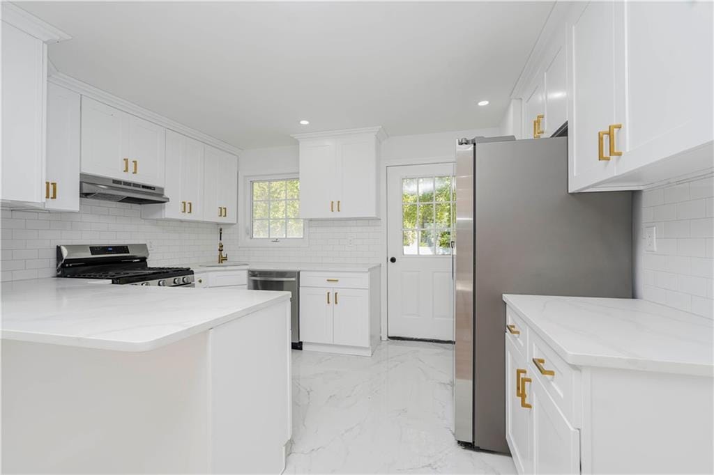 35 Alaska Street, Staten  Island, New York, 10310 image 11