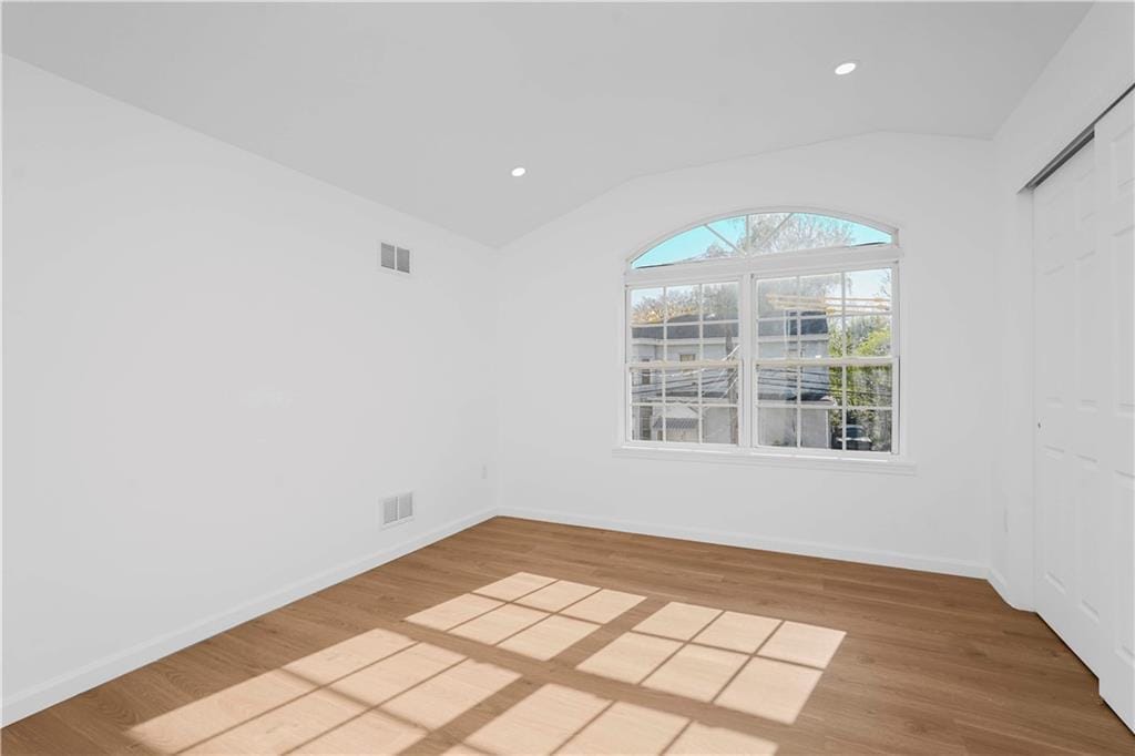 35 Alaska Street, Staten  Island, New York, 10310 image 17