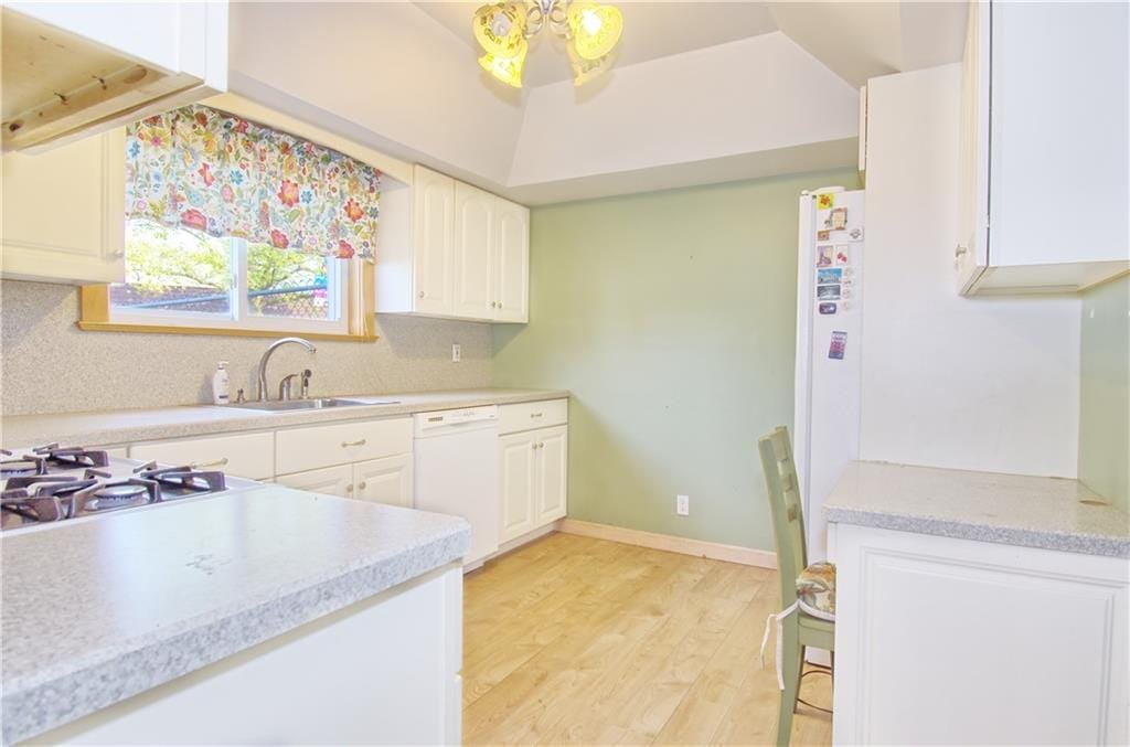 6 Jules Drive, Staten  Island, New York, 10314 image 9