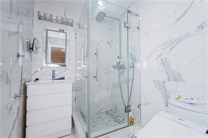 8 Rockville Avenue, Staten  Island, New York, 10314 image 25