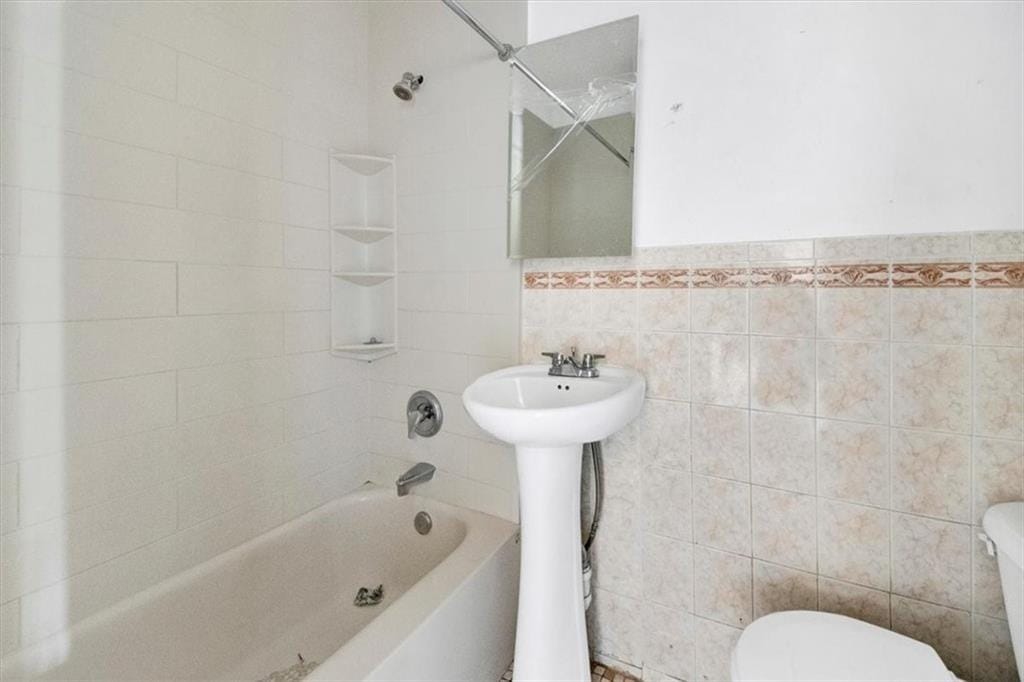 34 Gunther Place, Brooklyn, New York, 11233 image 6