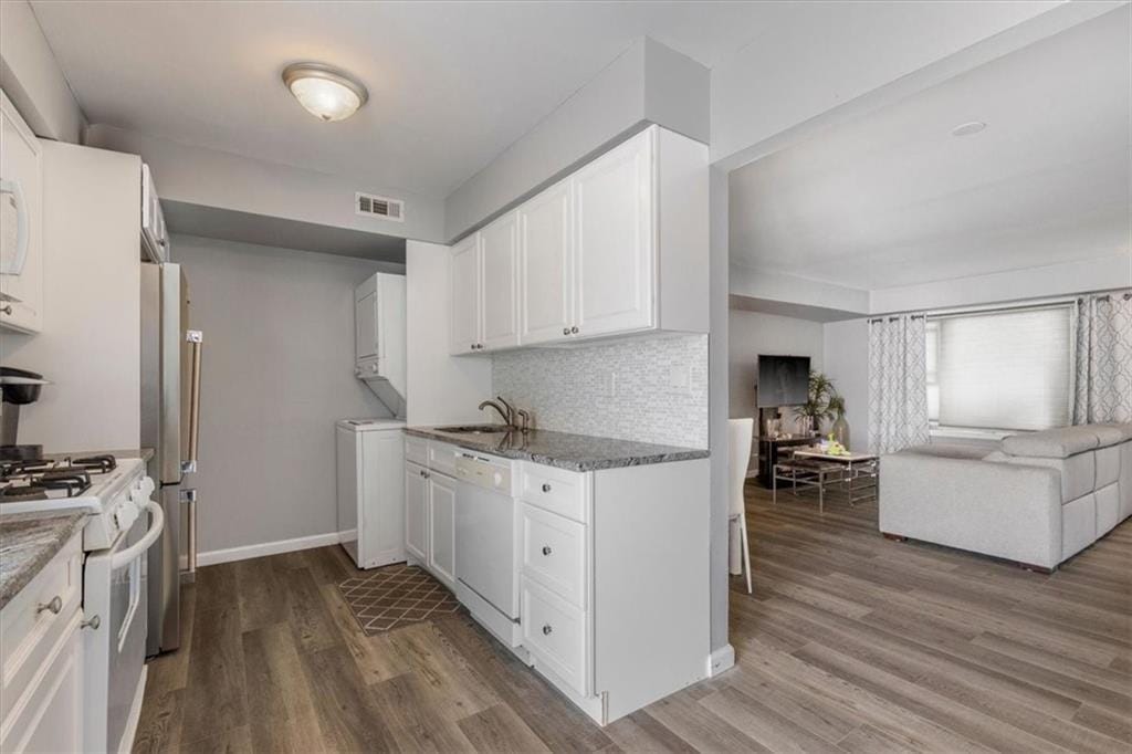 1942 Arthur Kill Road, Staten  Island, New York, 10312 image 9