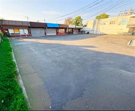 4010 Hylan Boulevard Image 2