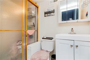 131 Stonegate Drive 1, Staten  Island, New York, 10304 image 20