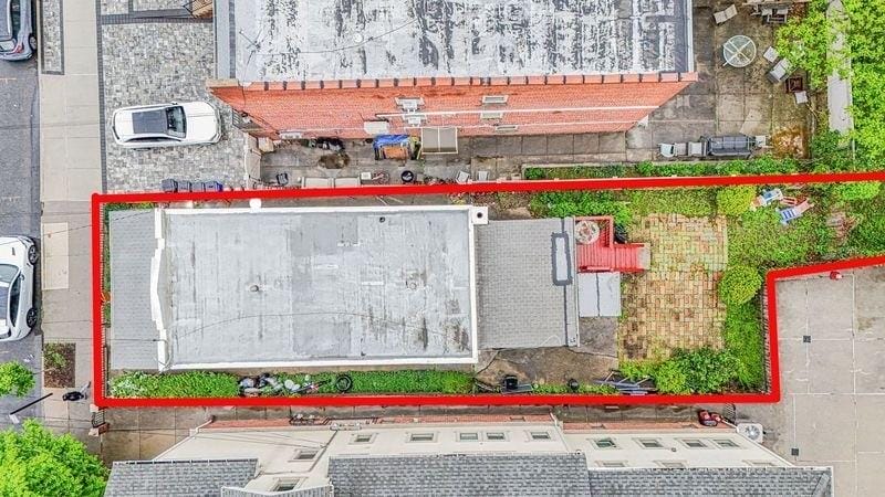 1223 Avenue Y Image 2