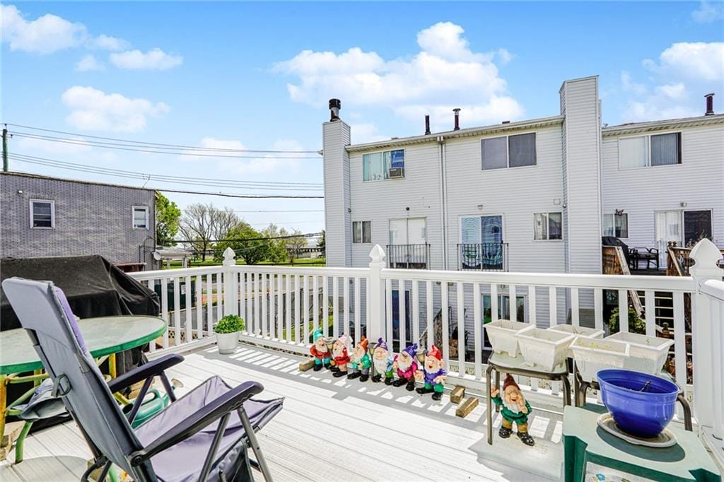 12 Seagate Court, Staten  Island, New York, 10305 image 19