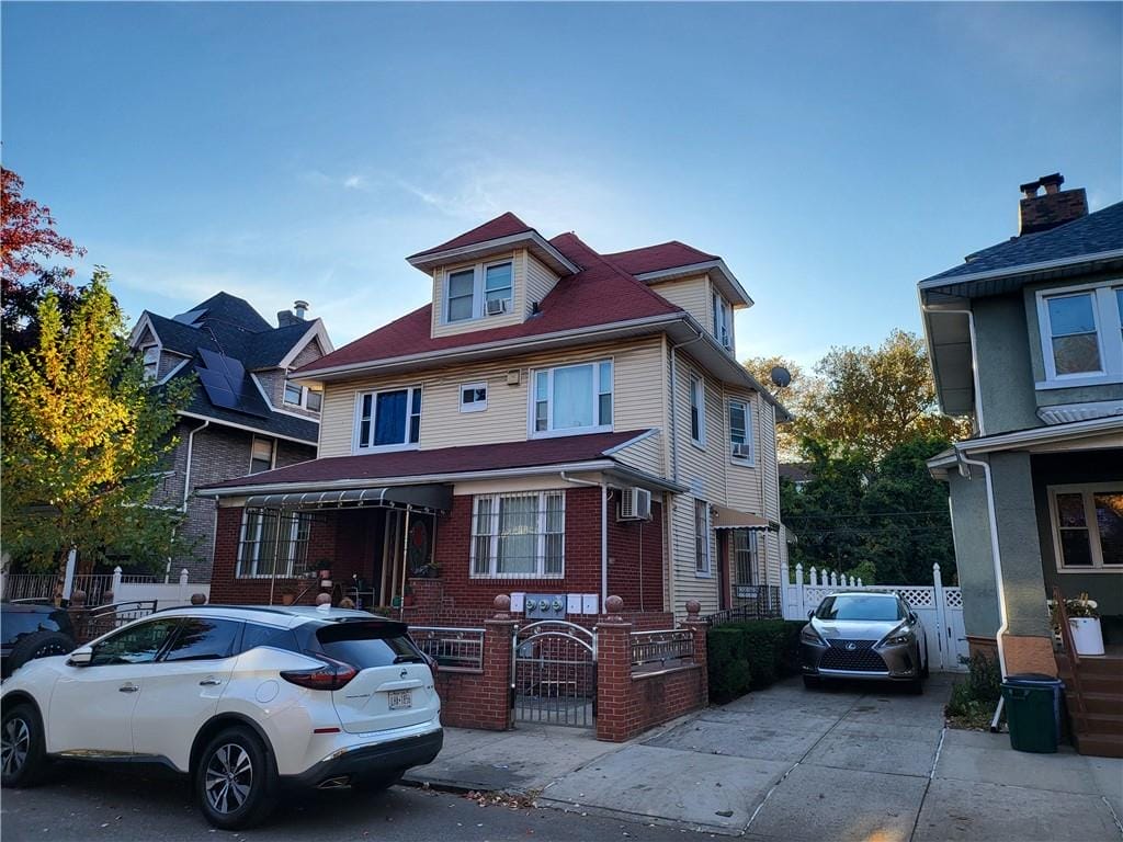 336 East 16th Street Image 2