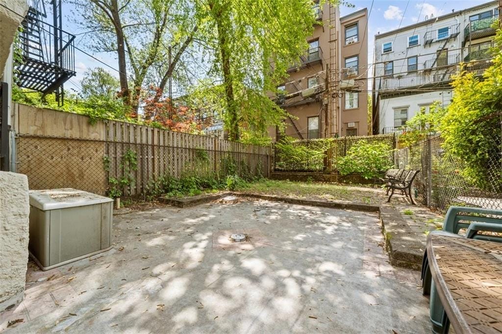 216 Union Street, Brooklyn, New York, 11231 image 16