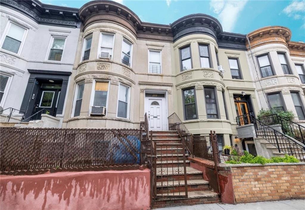 1777 Union Street Image 1